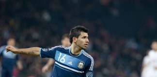 Sergio Aguero, fonte By Ludovic Péron - Own work, CC BY-SA 3.0, https://commons.wikimedia.org/w/index.php?curid=18546716